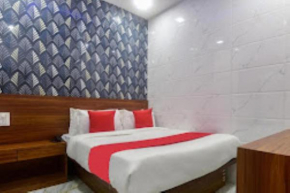 Hotel T-junction Residency BKC